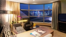 Harbour View Suite (Living Room)